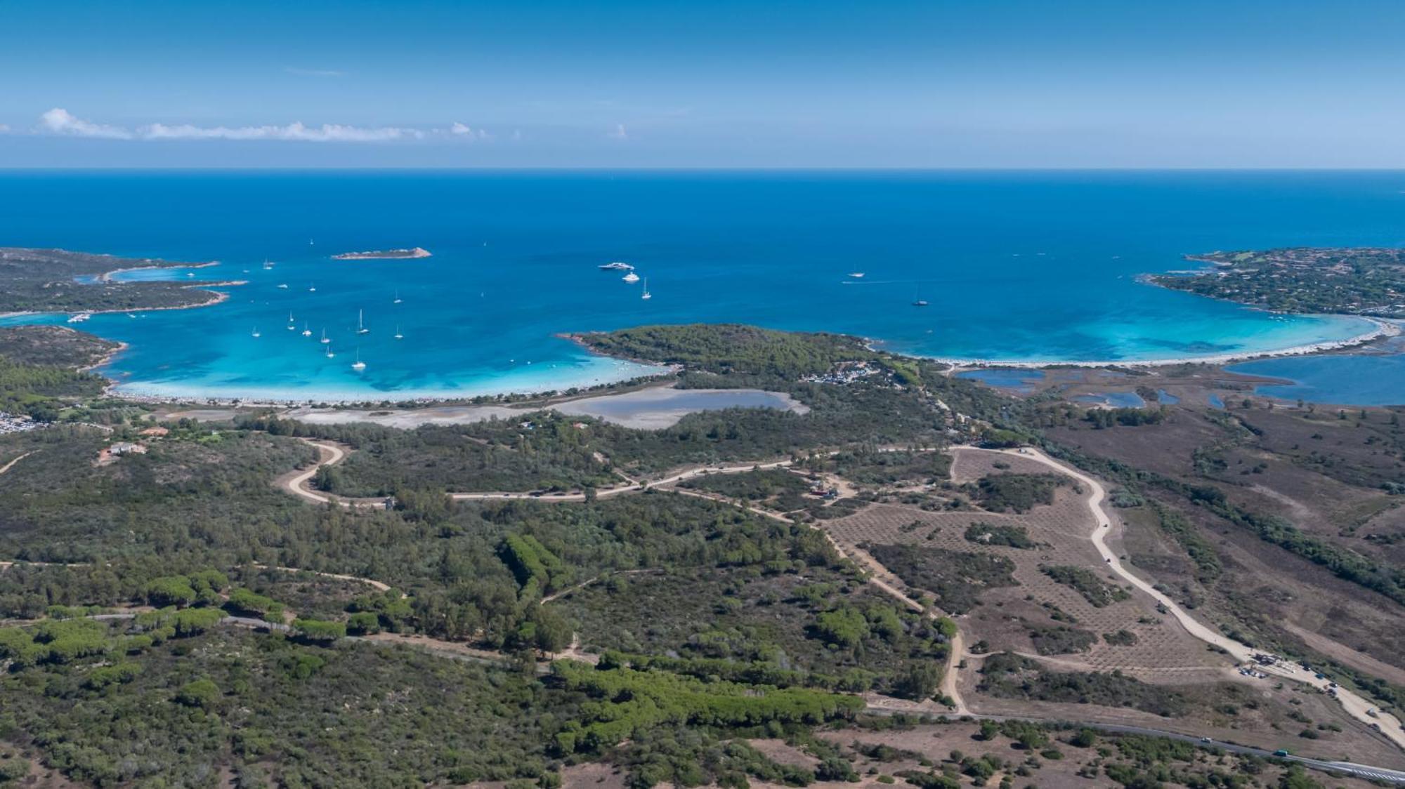 Hotel Lu Pitrali San Teodoro  Buitenkant foto