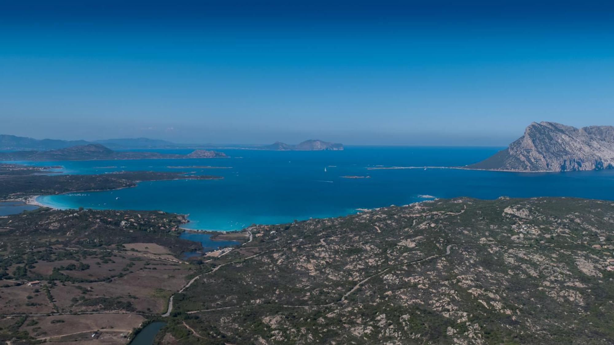 Hotel Lu Pitrali San Teodoro  Buitenkant foto