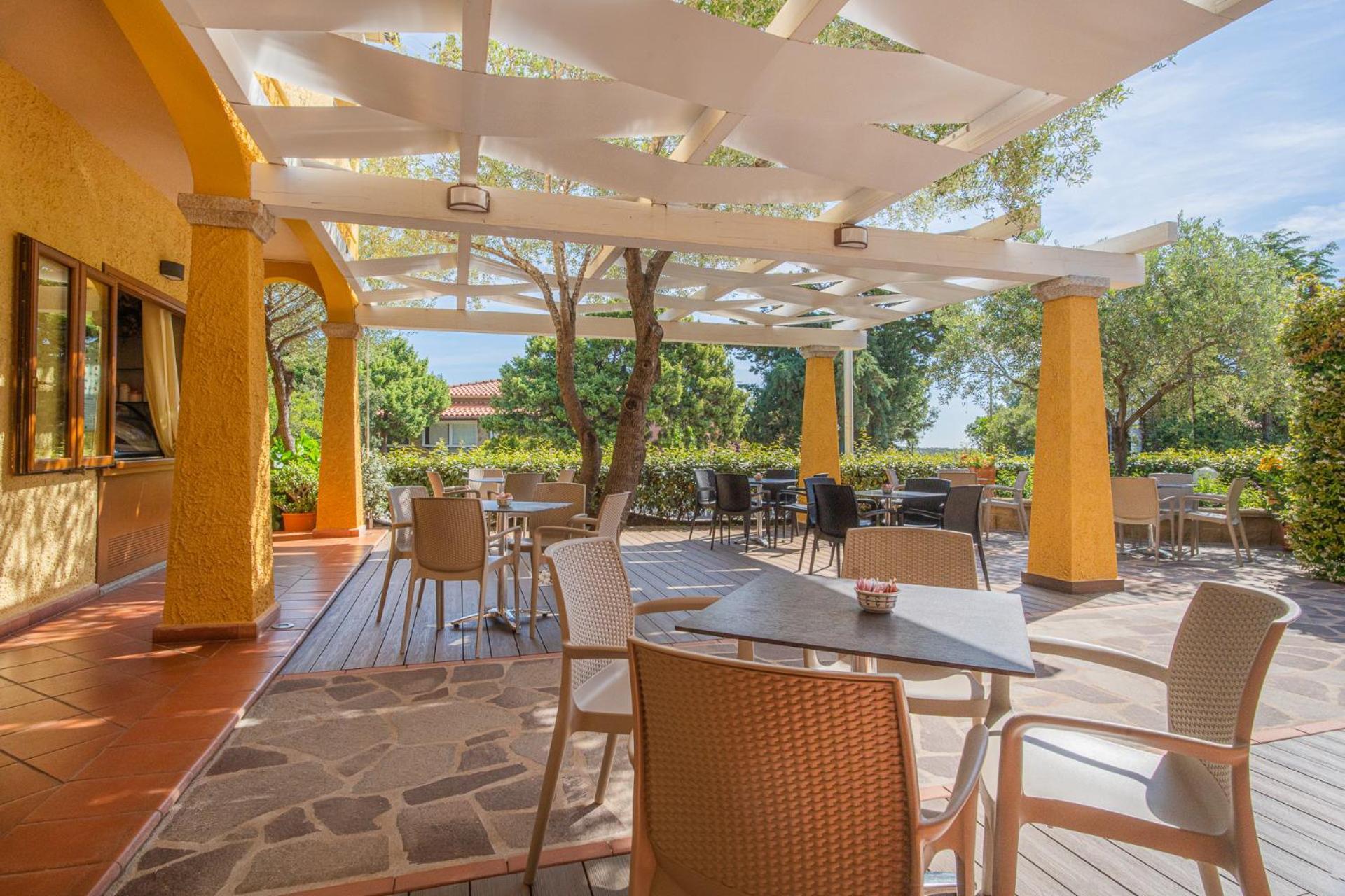 Hotel Lu Pitrali San Teodoro  Buitenkant foto