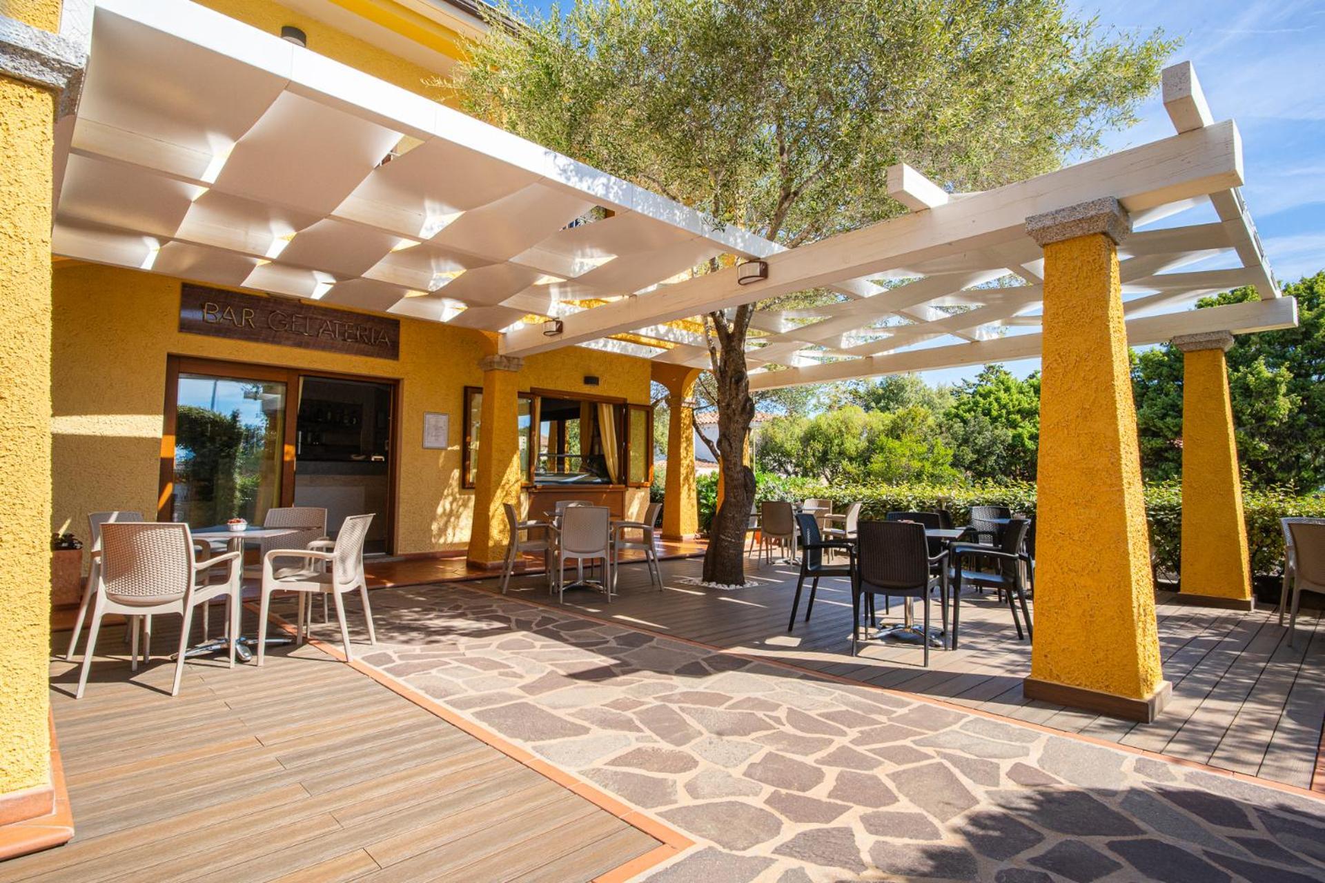 Hotel Lu Pitrali San Teodoro  Buitenkant foto