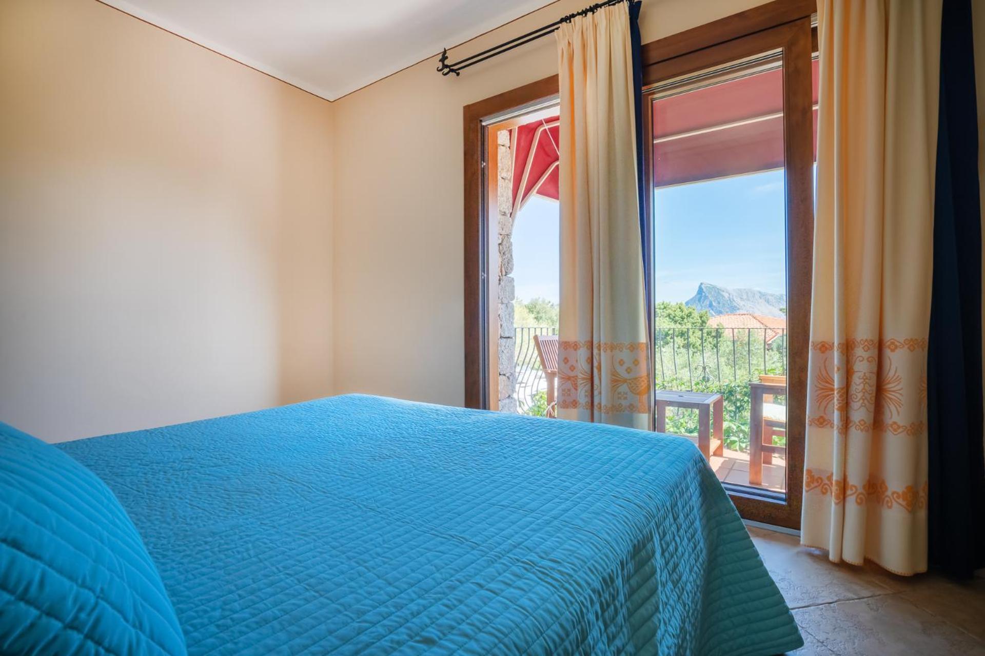 Hotel Lu Pitrali San Teodoro  Buitenkant foto